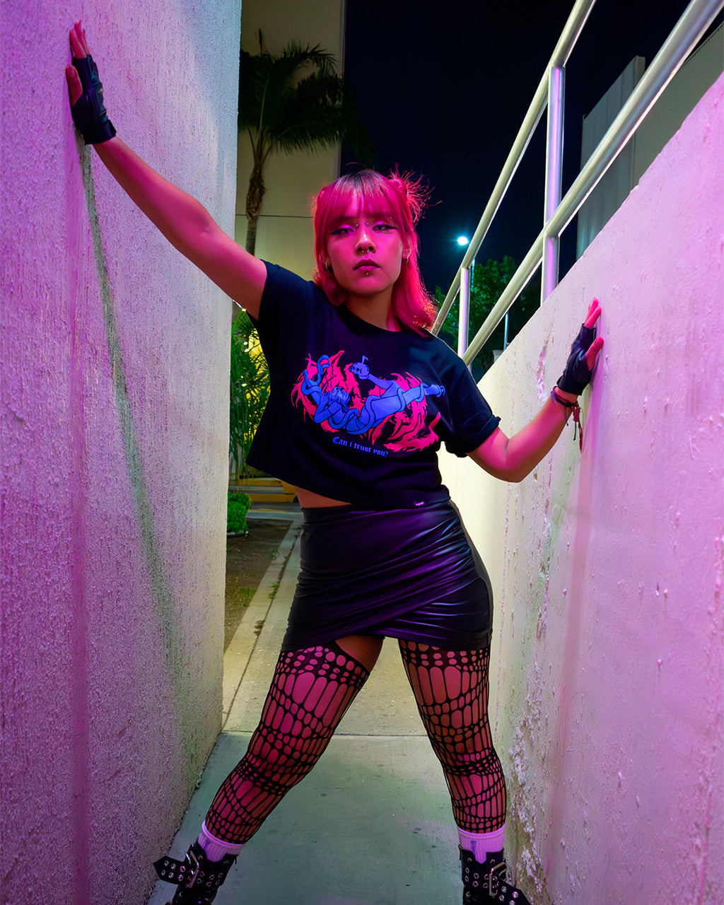 TRUST - CROP TOP