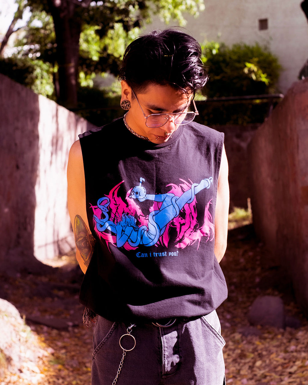TRUST - TANK TOP